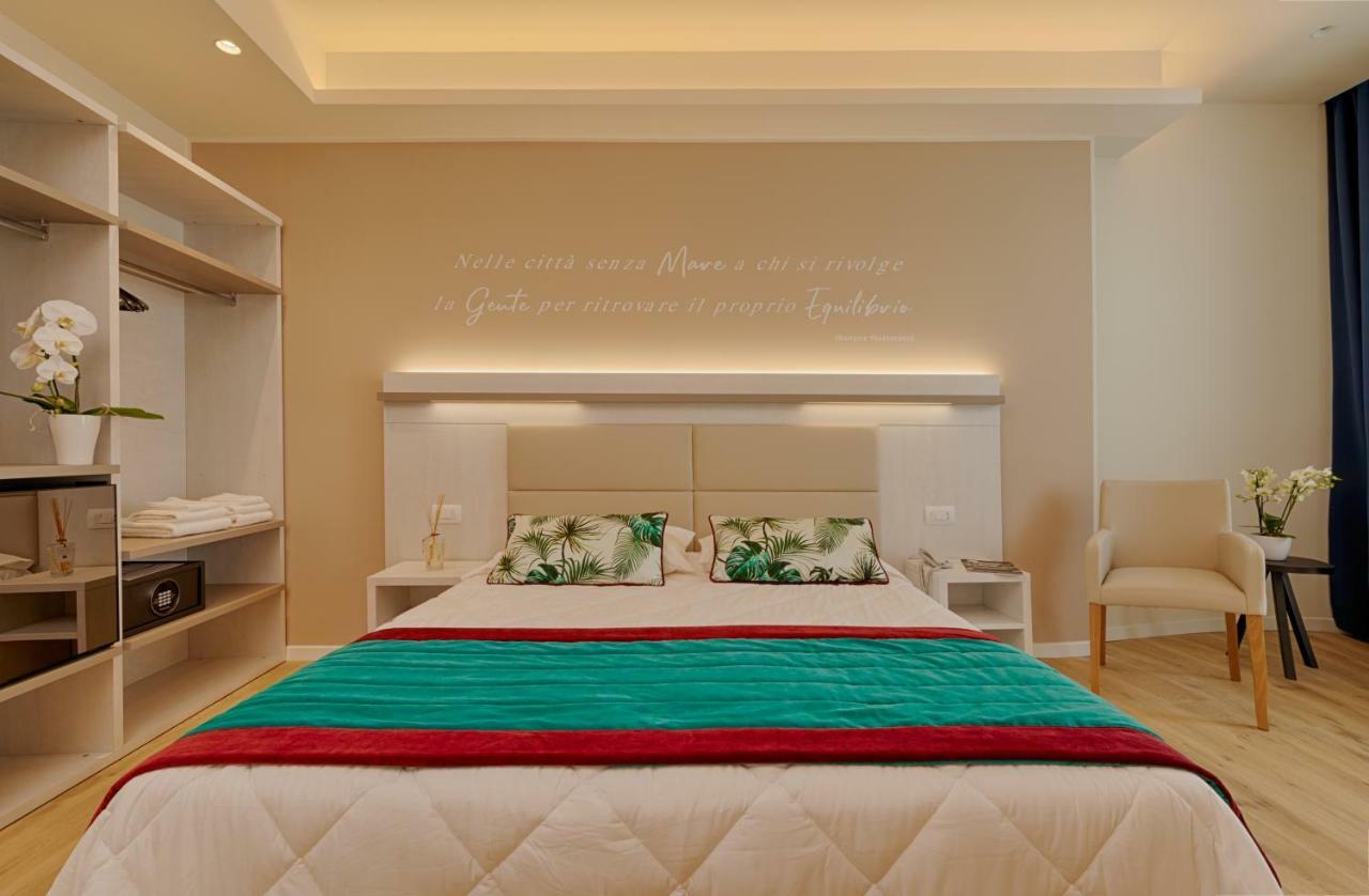 Roma Hotel กาส์ตีจลิโอเน เดลลา เปสกายา ภายนอก รูปภาพ